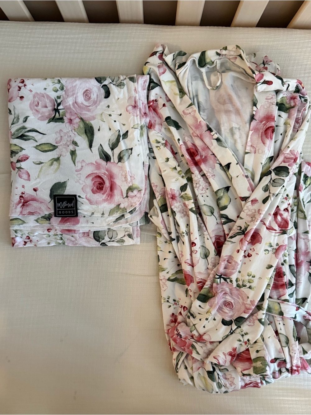 Milkmaid Goods Addison Floral Nursing Robe & Swaddle Blanket Set- Bamboo EUC